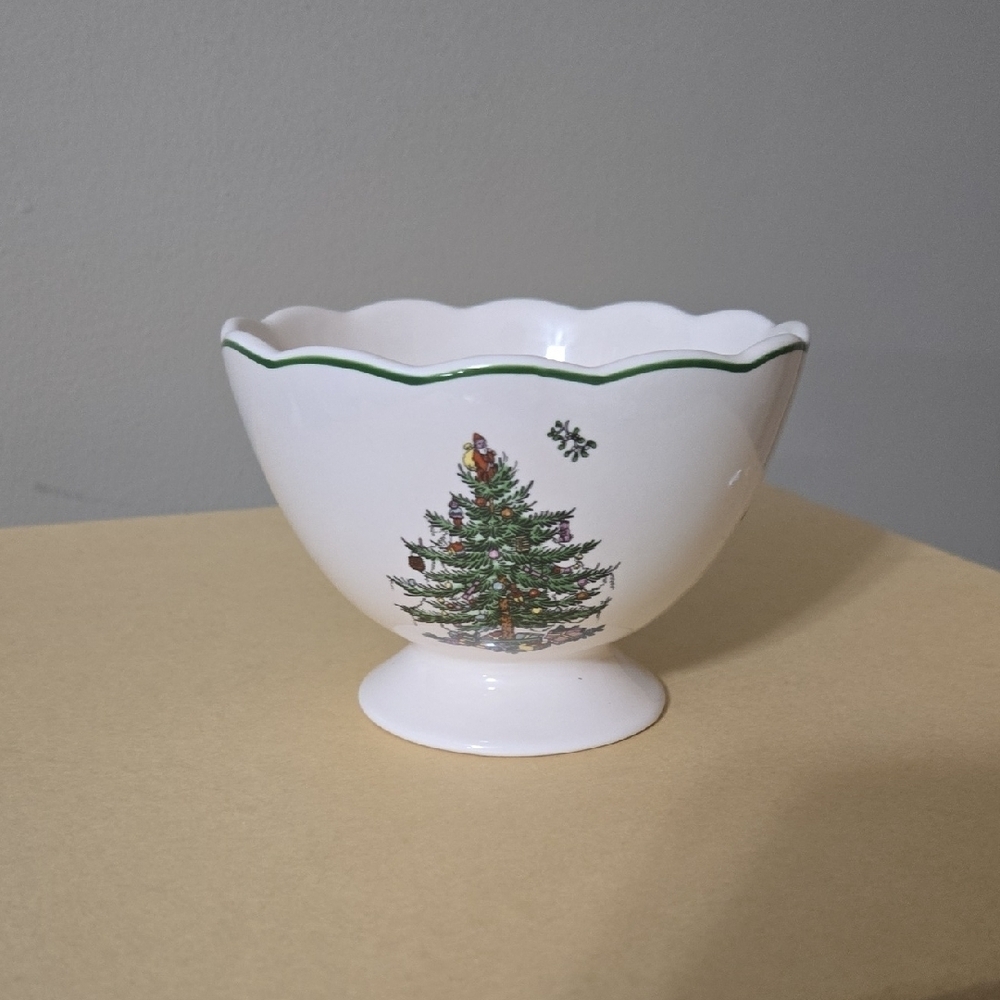 Spode Christmas Tree Sculpted Footed Small Bowl